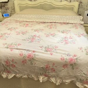 Floral Pink & White Bedding Set simply shabby chic, Misty roses, comforter twin